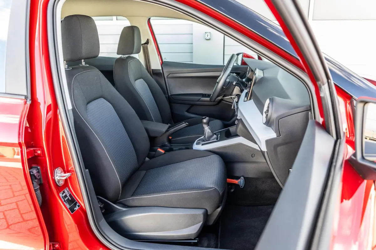 1.0 EcoTSI 95pk Style | Sensoren achter | Apple Carplay/Android Auto | Cruise Control | Lane Assist