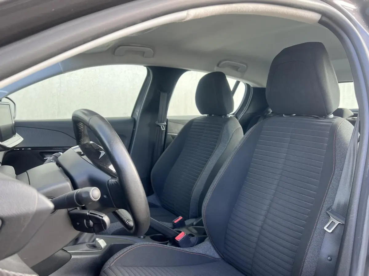 1.2 Allure | CarPlay | 100 pk | Airco |PDC