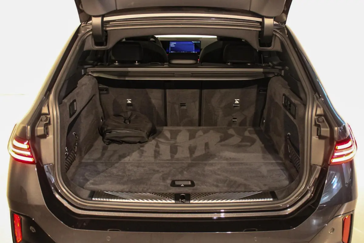550e xDrive B&W | PANO | 4w-besturing