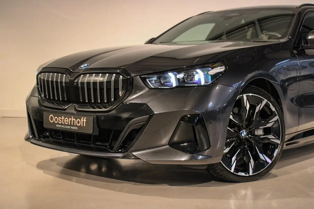 550e xDrive B&W | PANO | 4w-besturing