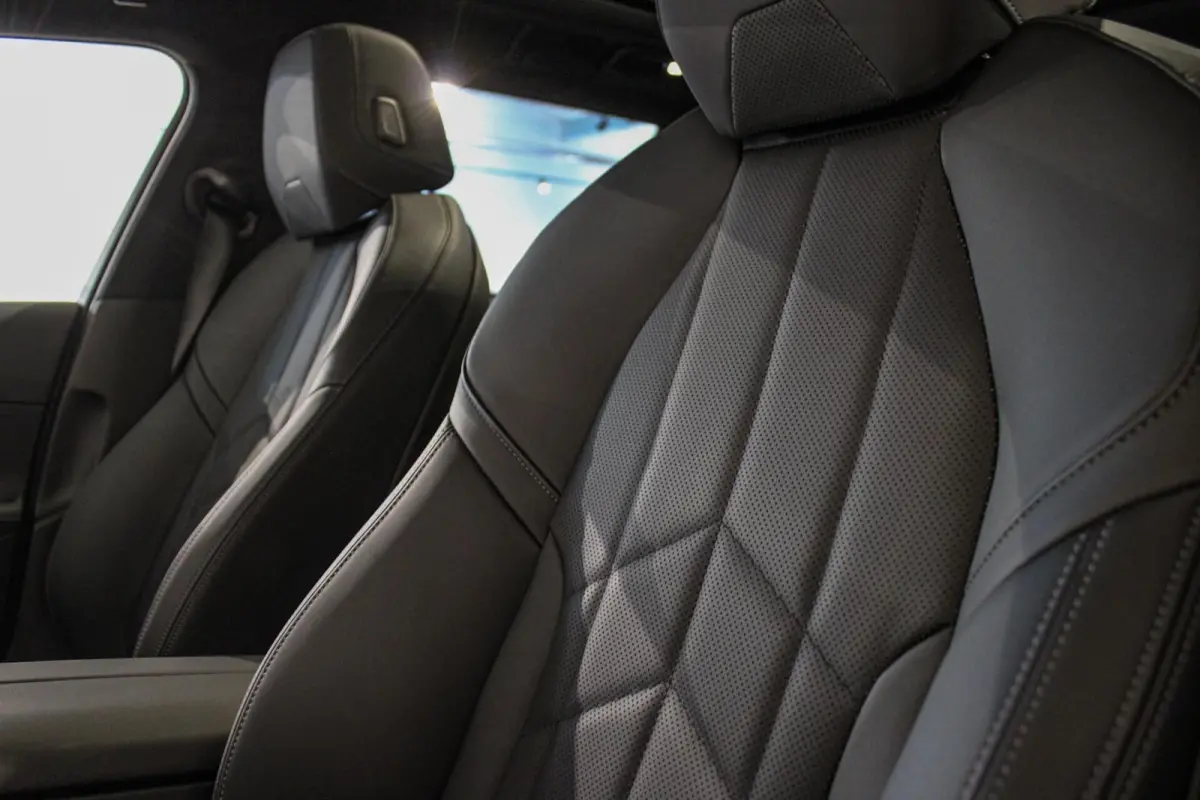 550e xDrive B&W | PANO | 4w-besturing