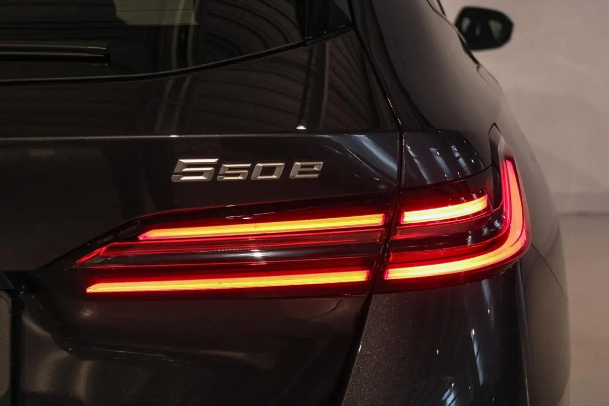 550e xDrive B&W | PANO | 4w-besturing