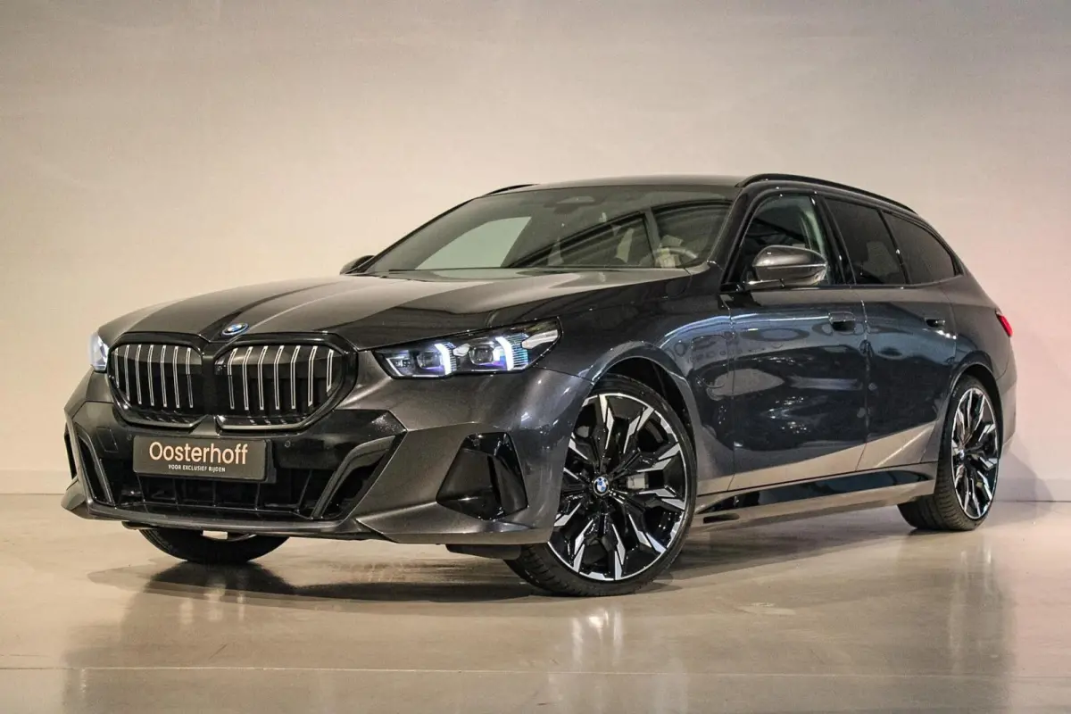 550e xDrive B&W | PANO | 4w-besturing