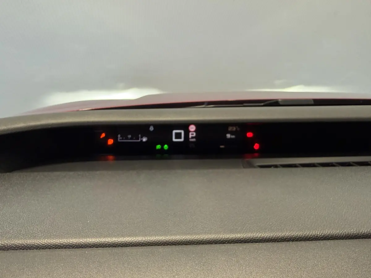 1.2 Hybrid 145pk Max | APPLE CARPLAY & ANDROID AUTO | KEYLESS | CAMERA | NAVI | DIRECT LEVERBAAR