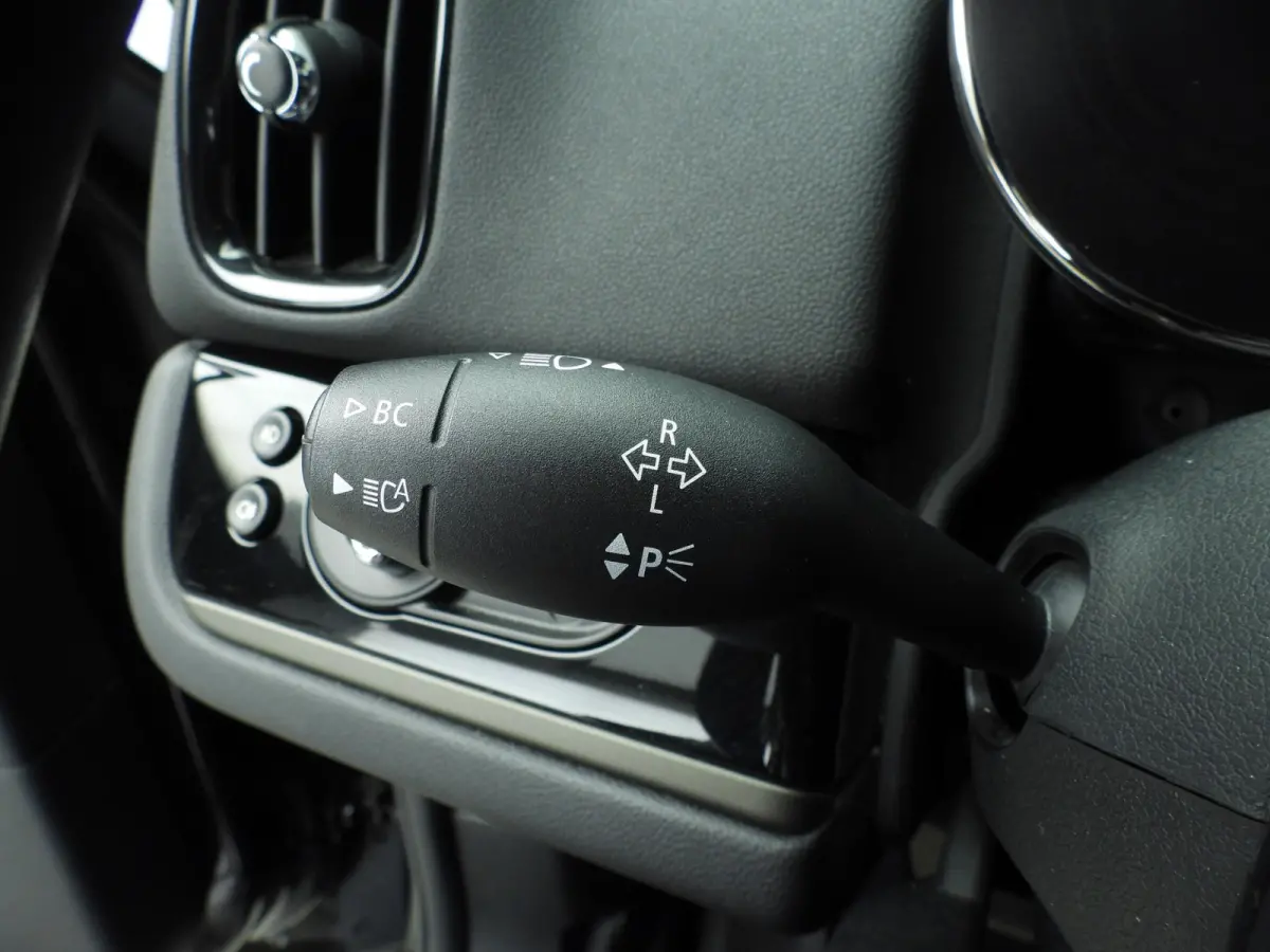 1.5 Cooper ALL4 | LED | Navigatie | Stoelverwarming | Clima | PDC | DAB | SOH 91% | Alu 17 inch