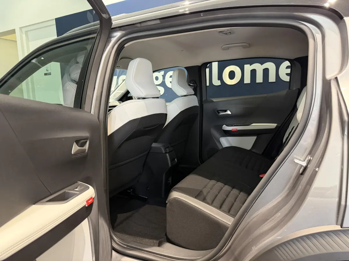Max 113pk Extended Range 54 kWh