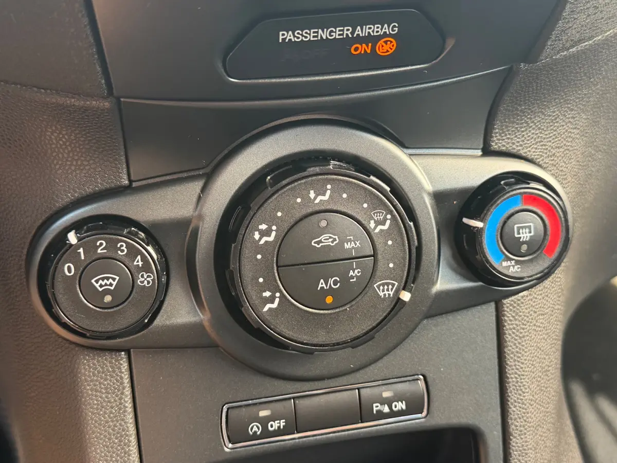 1.0 Style Ultimate|Navi|Airco|Cruise|PDC V+A|LMV|N.A.P|Isofix|Bleutooth|DealerOnderhouden|