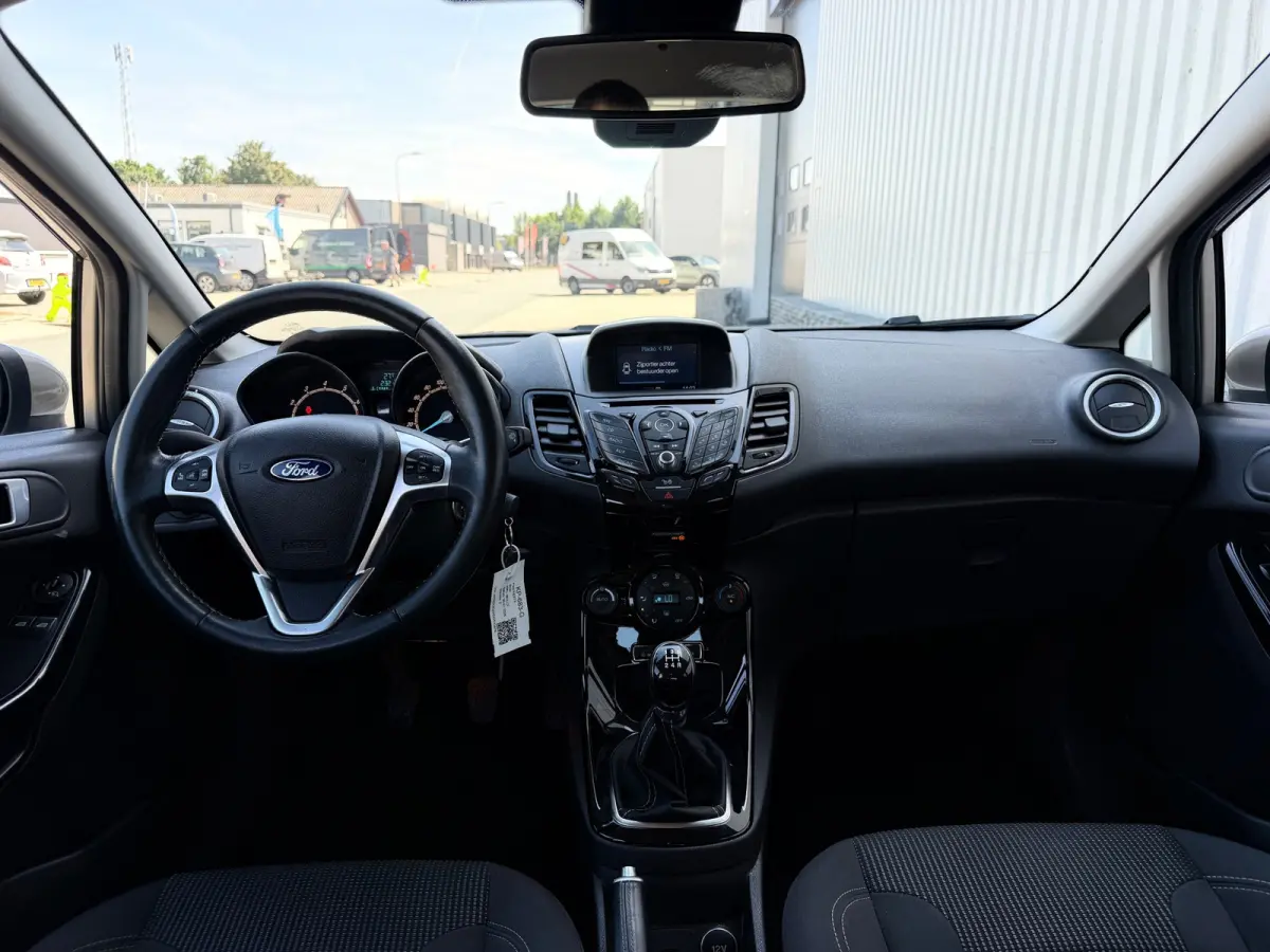 1.0 EcoBoost Titanium Airco Cr-Contr Navigatie Lm Velgen