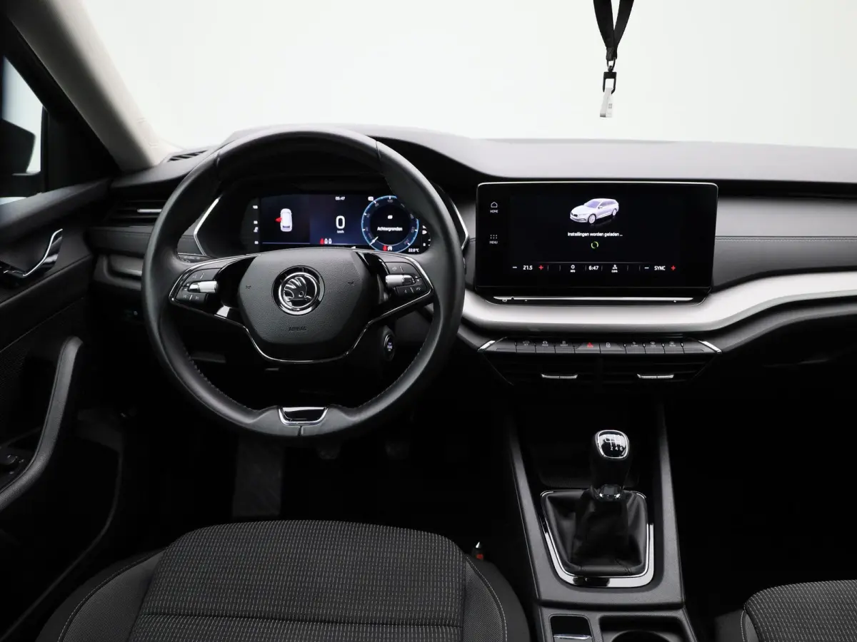 1.0 TSI Business Edition | Apple Carplay / Android Auto | Airco | Cruise Control | Parkeersensoren |