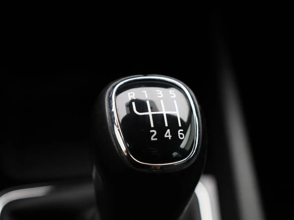 1.0 TSI Business Edition | Apple Carplay / Android Auto | Airco | Cruise Control | Parkeersensoren |