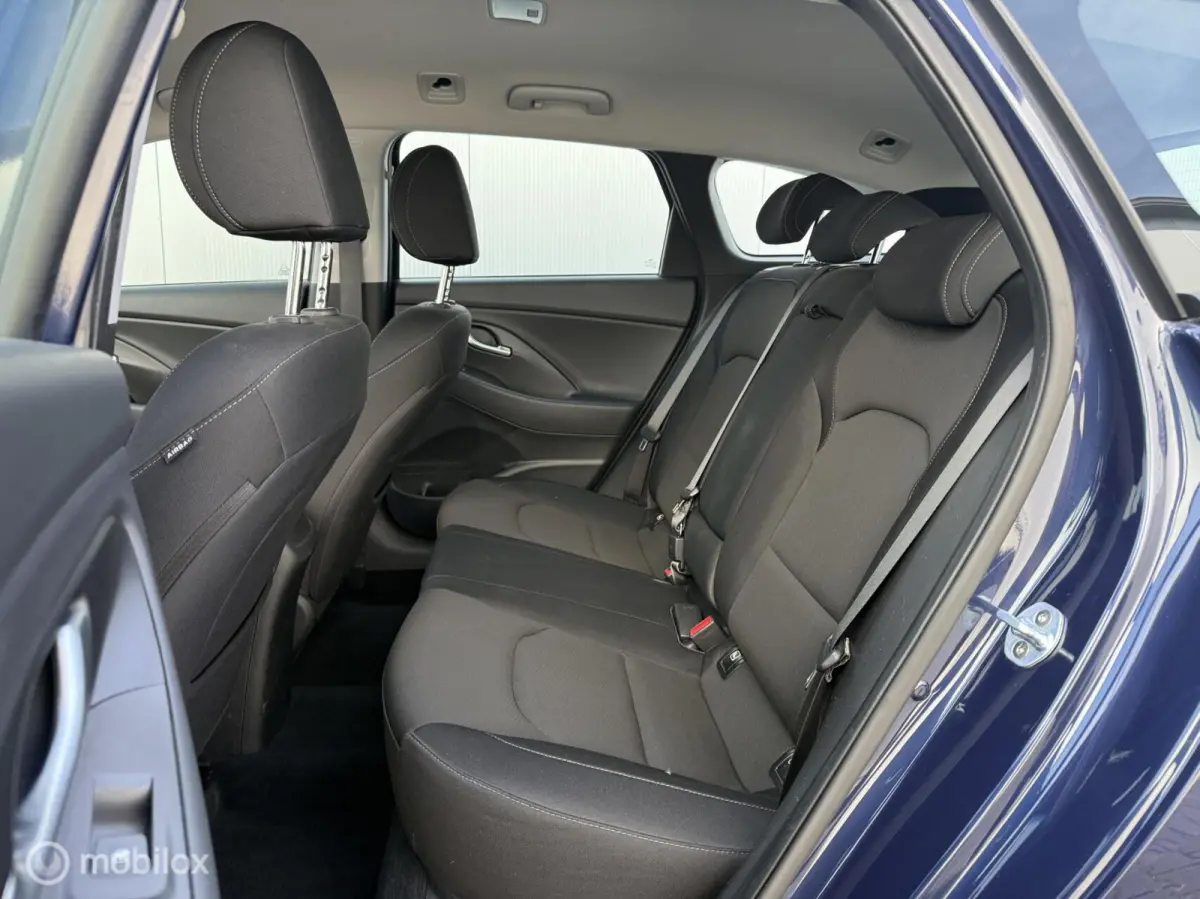 1.0 T-GDI i-Motion, Camera, dealer, cruise