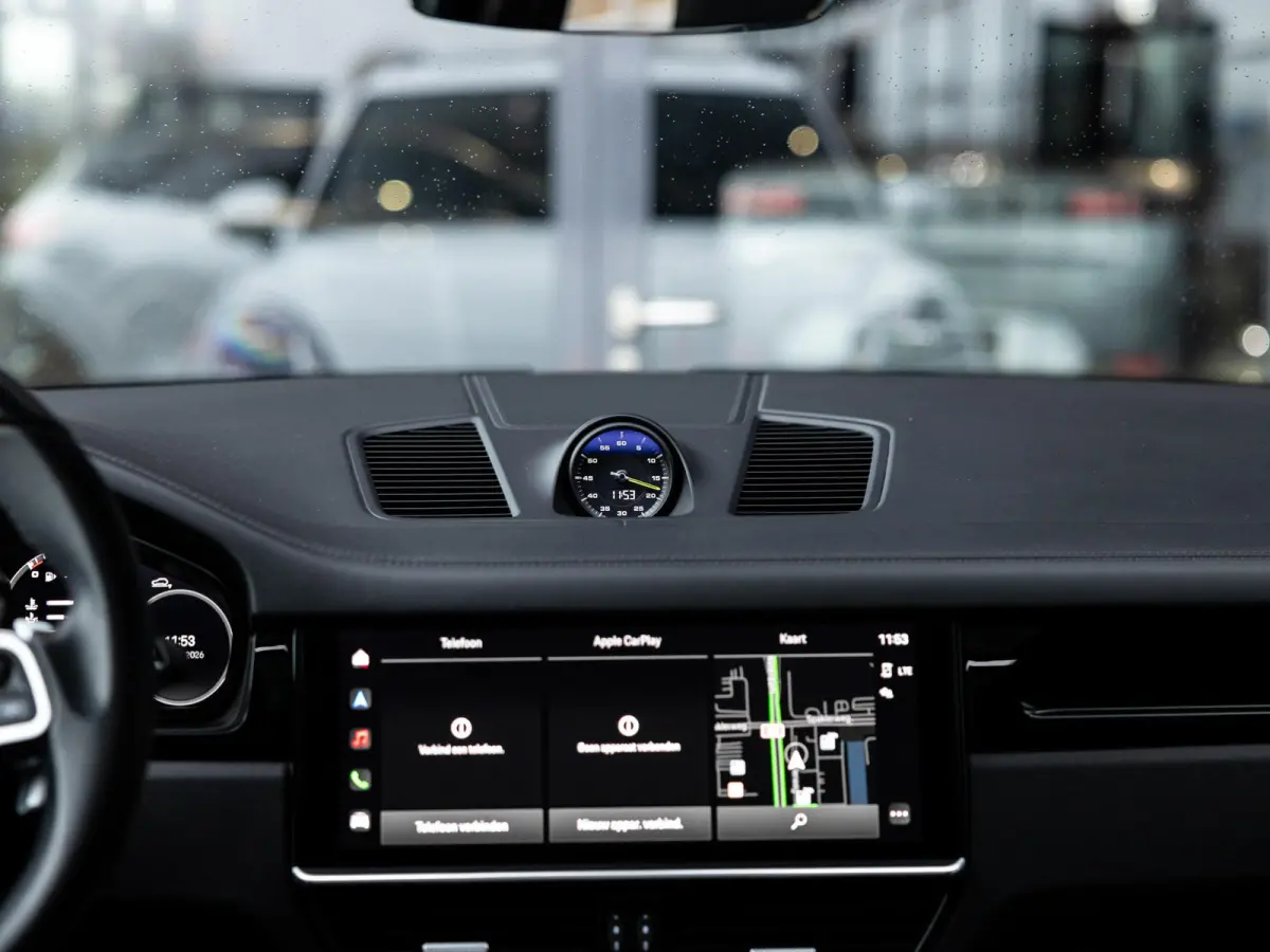 3.0 E-Hybrid Platinum Edition | SPORTDESIGN | SPORTCHRONO | SPORTUITLAATSYSTEEM | PANORAMA/SCHUIF-KANTELDAK | PASM LUCHTVERING | 21 INCH | 18-WEG STOELEN | ACHTERUITRIJCAMERA | ADAPTIVE CRUI