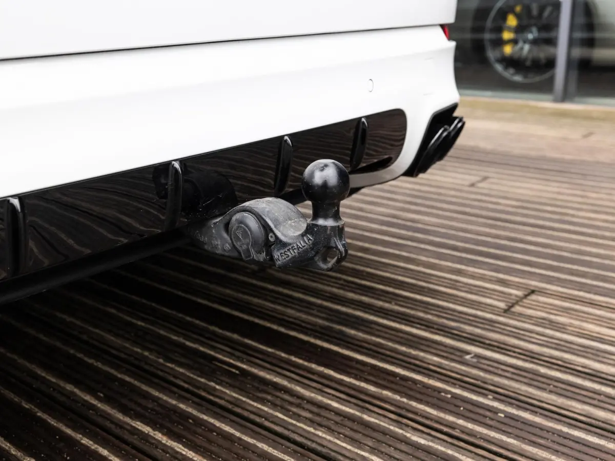 3.0 E-Hybrid Platinum Edition | SPORTDESIGN | SPORTCHRONO | SPORTUITLAATSYSTEEM | PANORAMA/SCHUIF-KANTELDAK | PASM LUCHTVERING | 21 INCH | 18-WEG STOELEN | ACHTERUITRIJCAMERA | ADAPTIVE CRUI