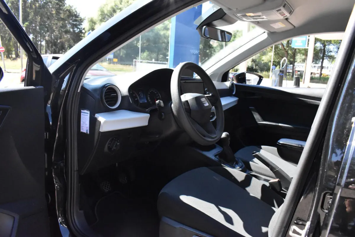 1.0 TSI Reference 100% Dealer Onderhouden | Cruise | Camera | Lane Assist | BOVAG Garantie | Whatsapp 06-53188999