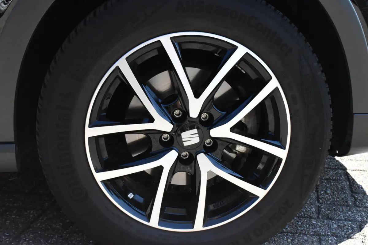 1.0 TSI Reference 100% Dealer Onderhouden | Cruise | Camera | Lane Assist | BOVAG Garantie | Whatsapp 06-53188999