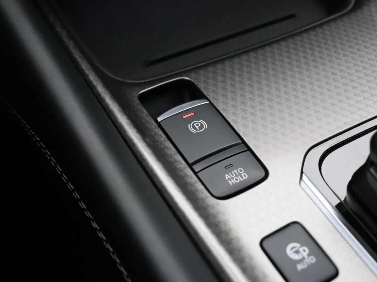 1.5 e-Power N-Connecta | Stoel, Stuur en Voorruitverwarming | Head-Up Display | Elektrische Achterklep | Rondom Camera |