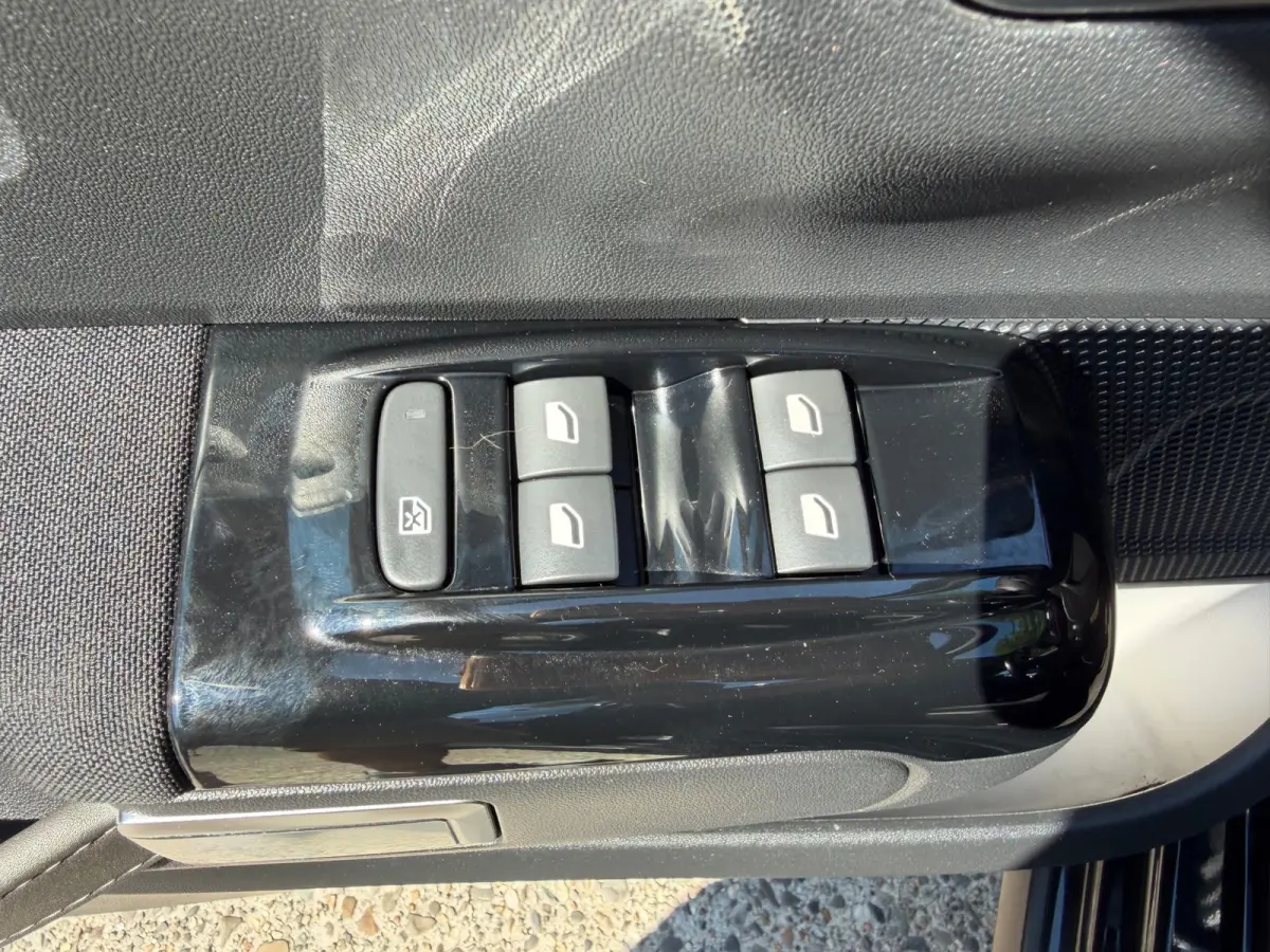 1.2 PureTech S&S Shine!Automaat!2018!Carplay!PDC!Camera!LM.velgen!
