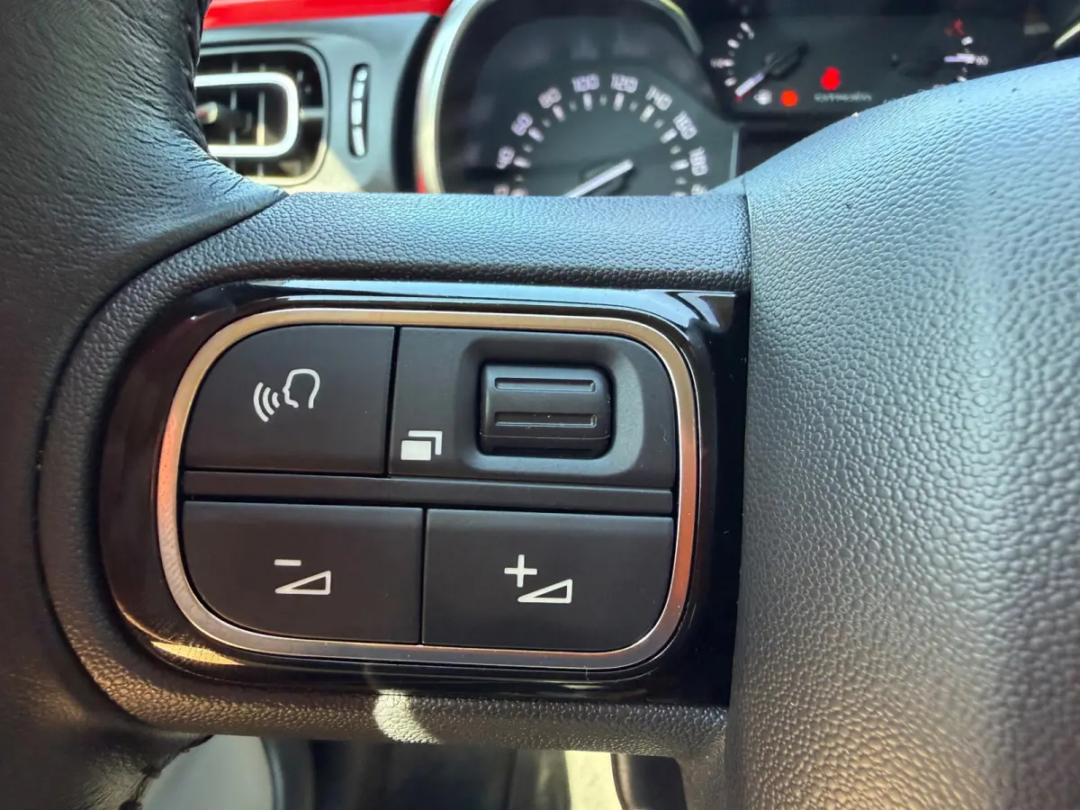 1.2 PureTech S&S Shine!Automaat!2018!Carplay!PDC!Camera!LM.velgen!