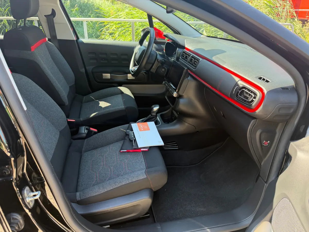 1.2 PureTech S&S Shine!Automaat!2018!Carplay!PDC!Camera!LM.velgen!