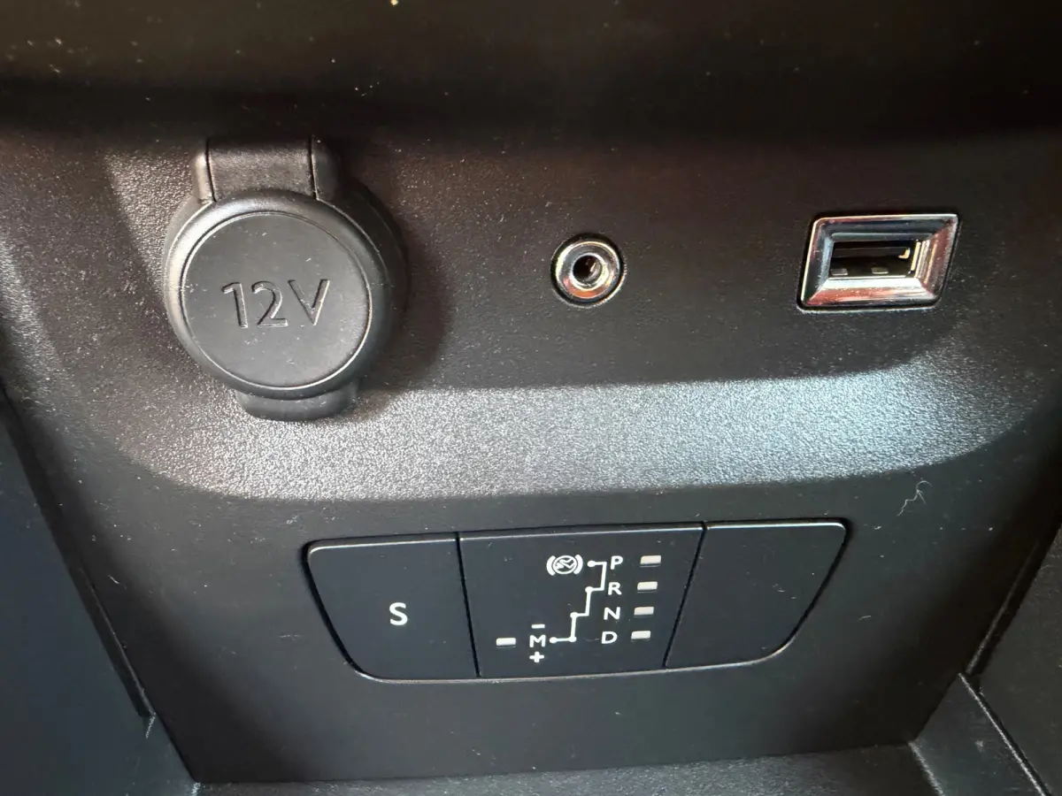 1.2 PureTech S&S Shine!Automaat!2018!Carplay!PDC!Camera!LM.velgen!