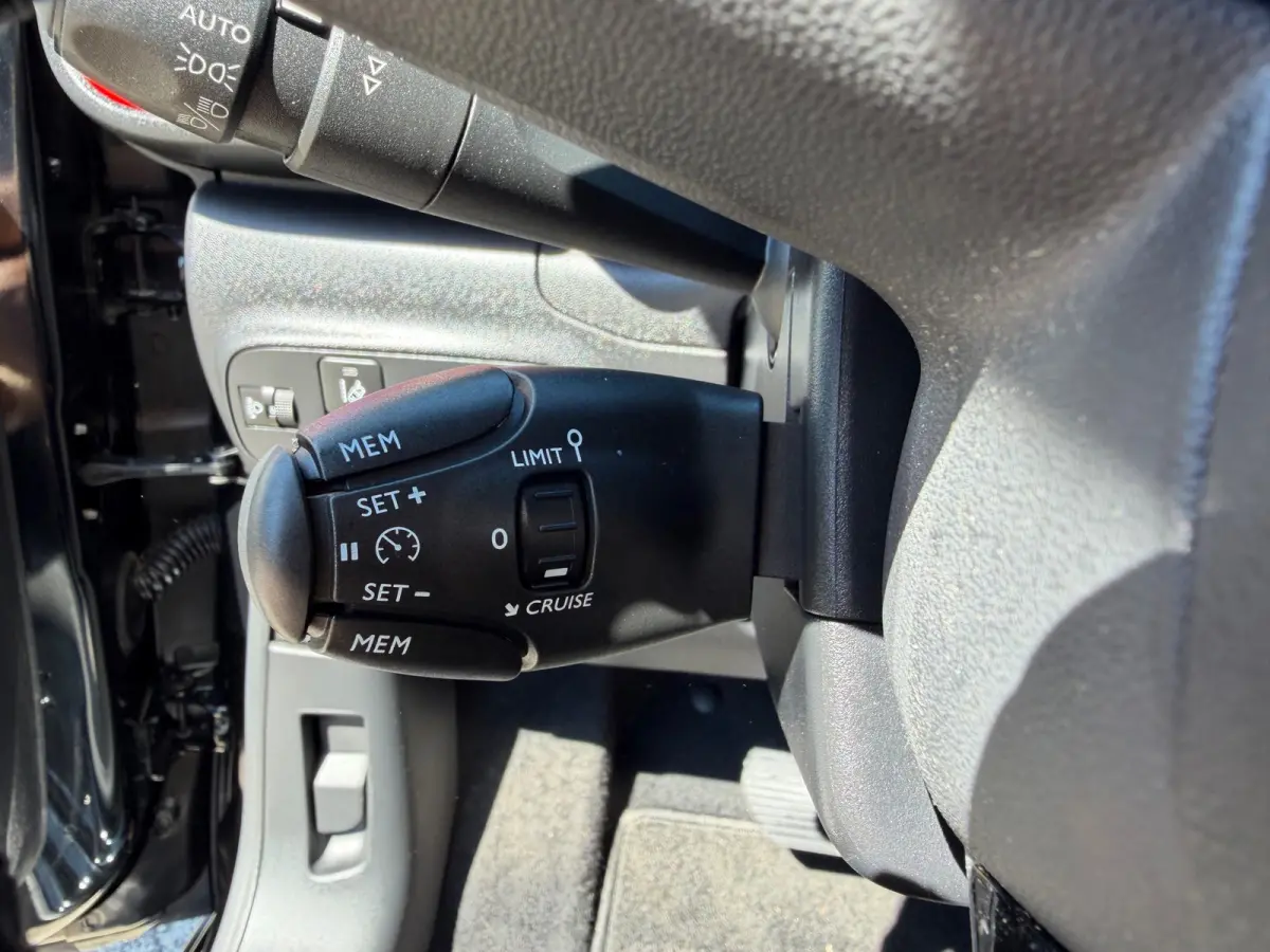 1.2 PureTech S&S Shine!Automaat!2018!Carplay!PDC!Camera!LM.velgen!