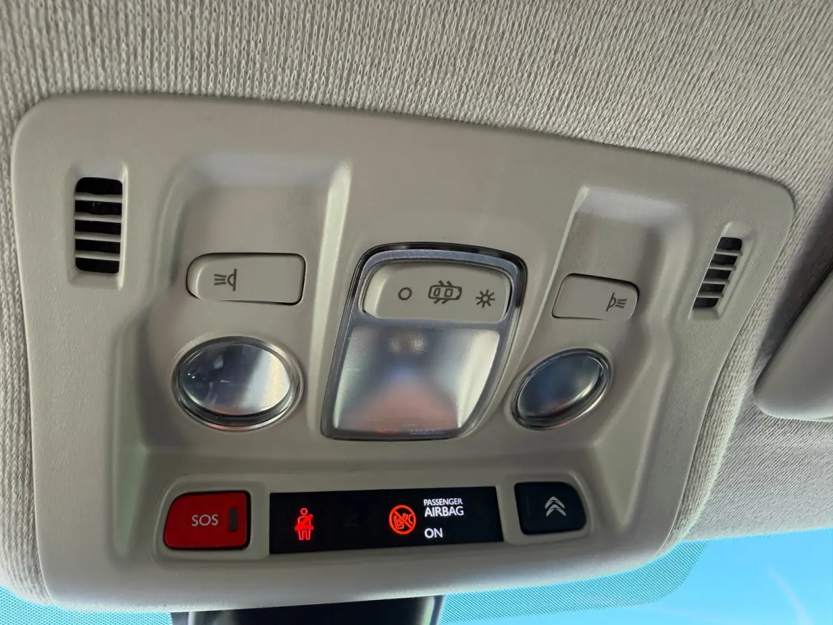 1.2 PureTech S&S Shine!Automaat!2018!Carplay!PDC!Camera!LM.velgen!