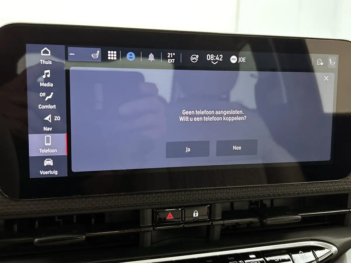 500e 42 kWh La Prima by Bocelli | SOH 96% | APPLE CARPLAY | ANDROID AUTO | STOELVERWARMING | ACHTERUITRIJCAMERA | PARKEERSENSOREN | DODEHOEKSENSOREN | NAVIGATIE | RIJSTROOKHULP | KEYLESS | D