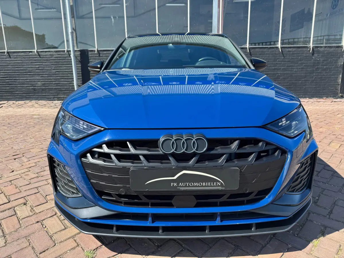 35 TFSI S-Line Black Edition