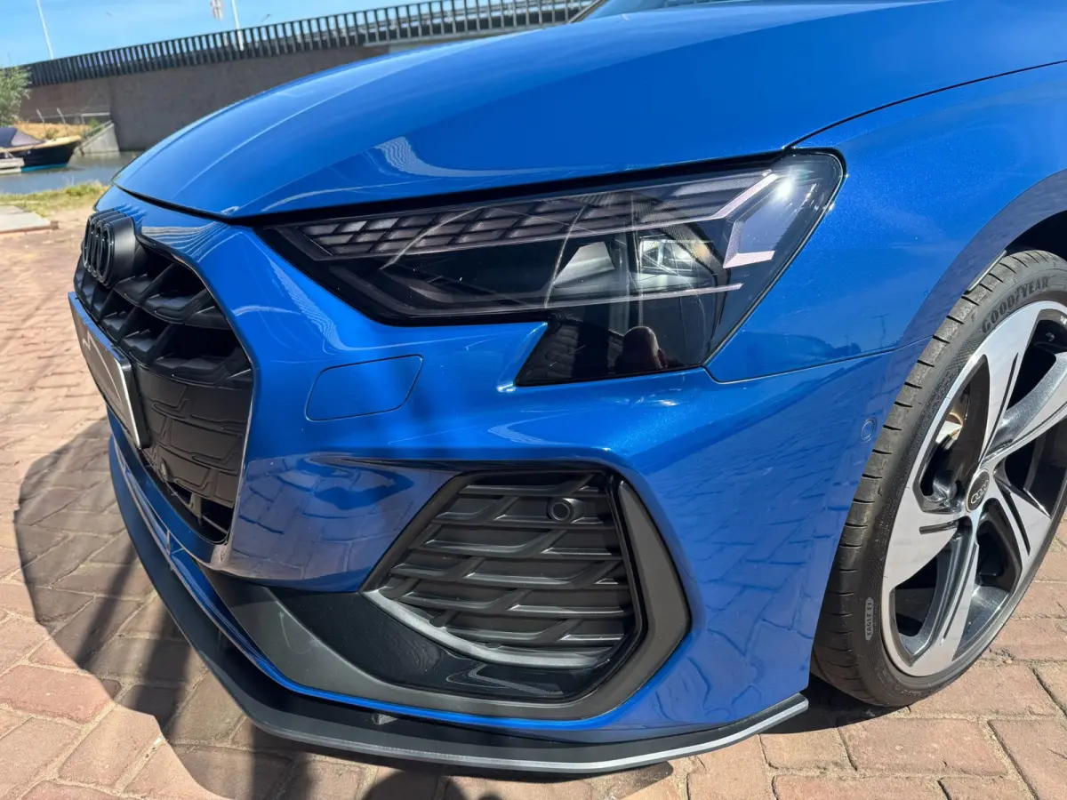 35 TFSI S-Line Black Edition