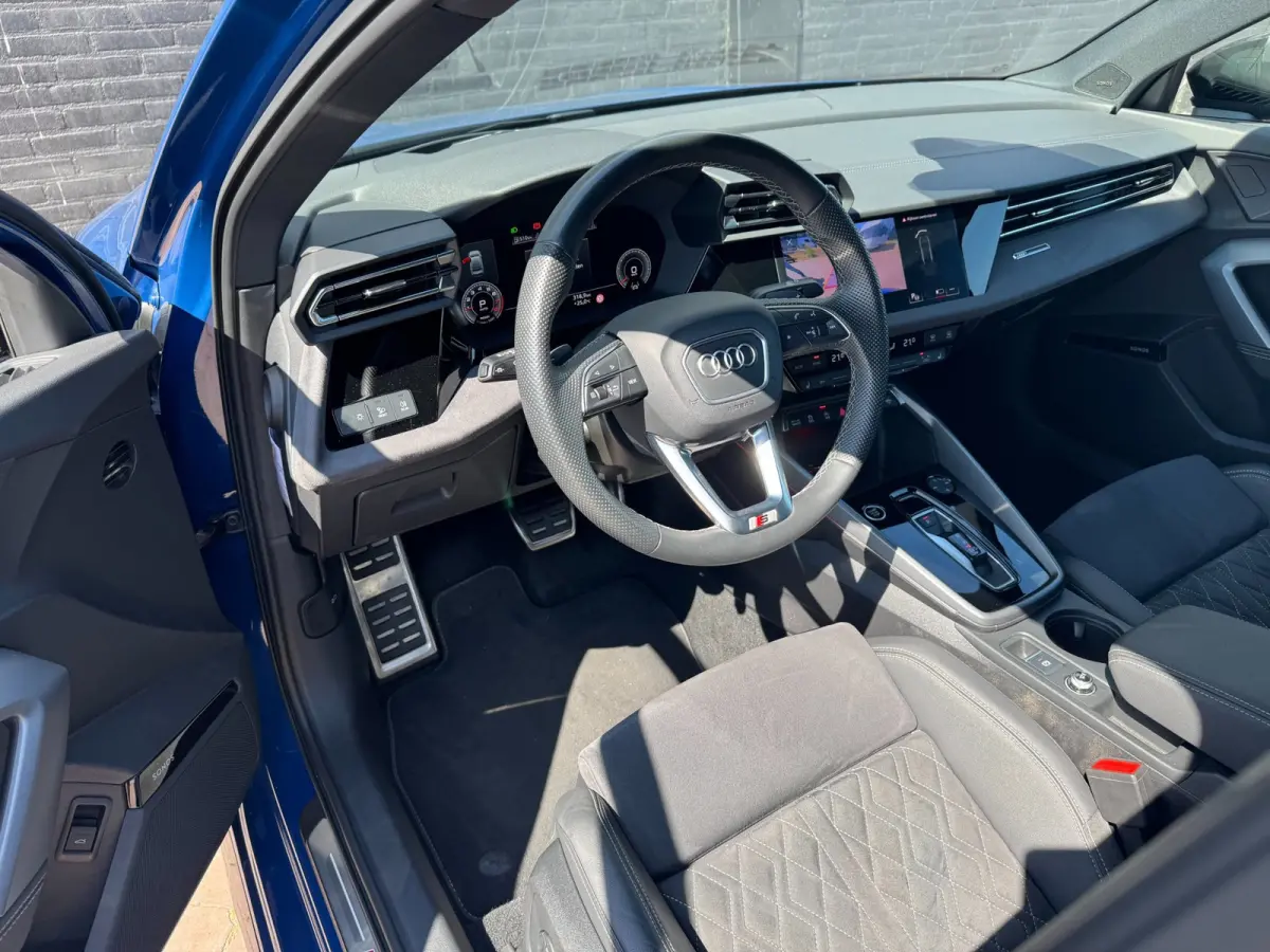 35 TFSI S-Line Black Edition