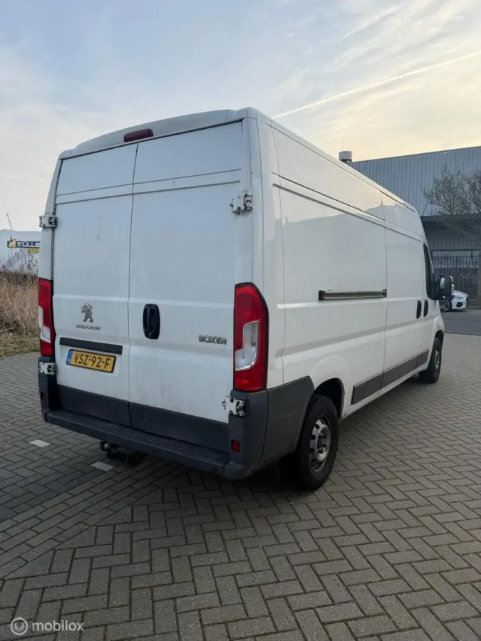 Bestel 335 2.0 BlueHDI L3H2 Pro Euro 6