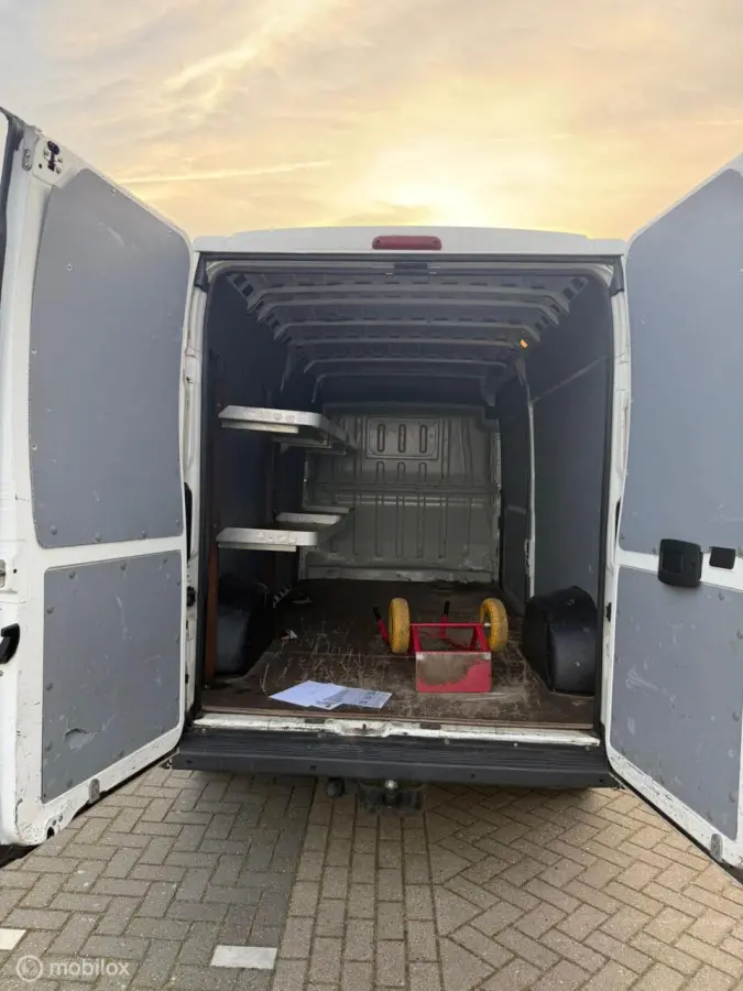 Bestel 335 2.0 BlueHDI L3H2 Pro Euro 6