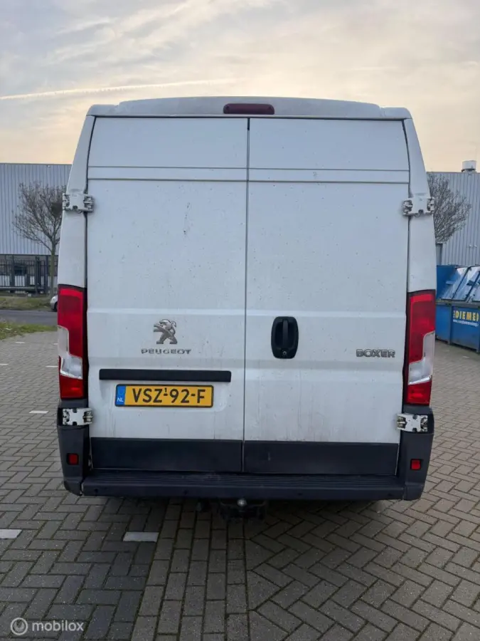 Bestel 335 2.0 BlueHDI L3H2 Pro Euro 6