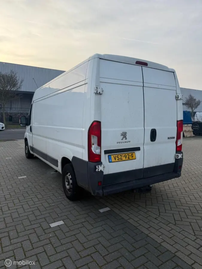 Bestel 335 2.0 BlueHDI L3H2 Pro Euro 6
