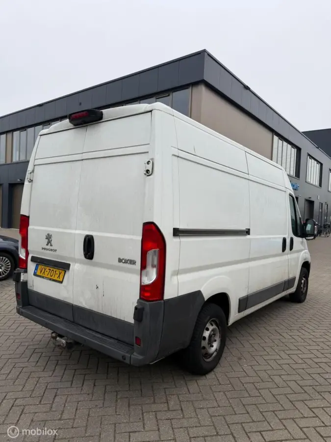 Bestel 330 2.0 BlueHDI L2H2 Premium
