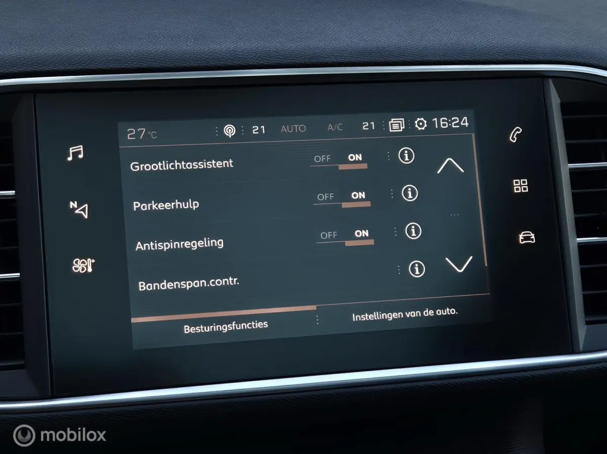 1.2 PURETECH EXECUTIVE/PANO/LED/TREKHAAK/CARPLAY/CRUISE/LANE ASSIST