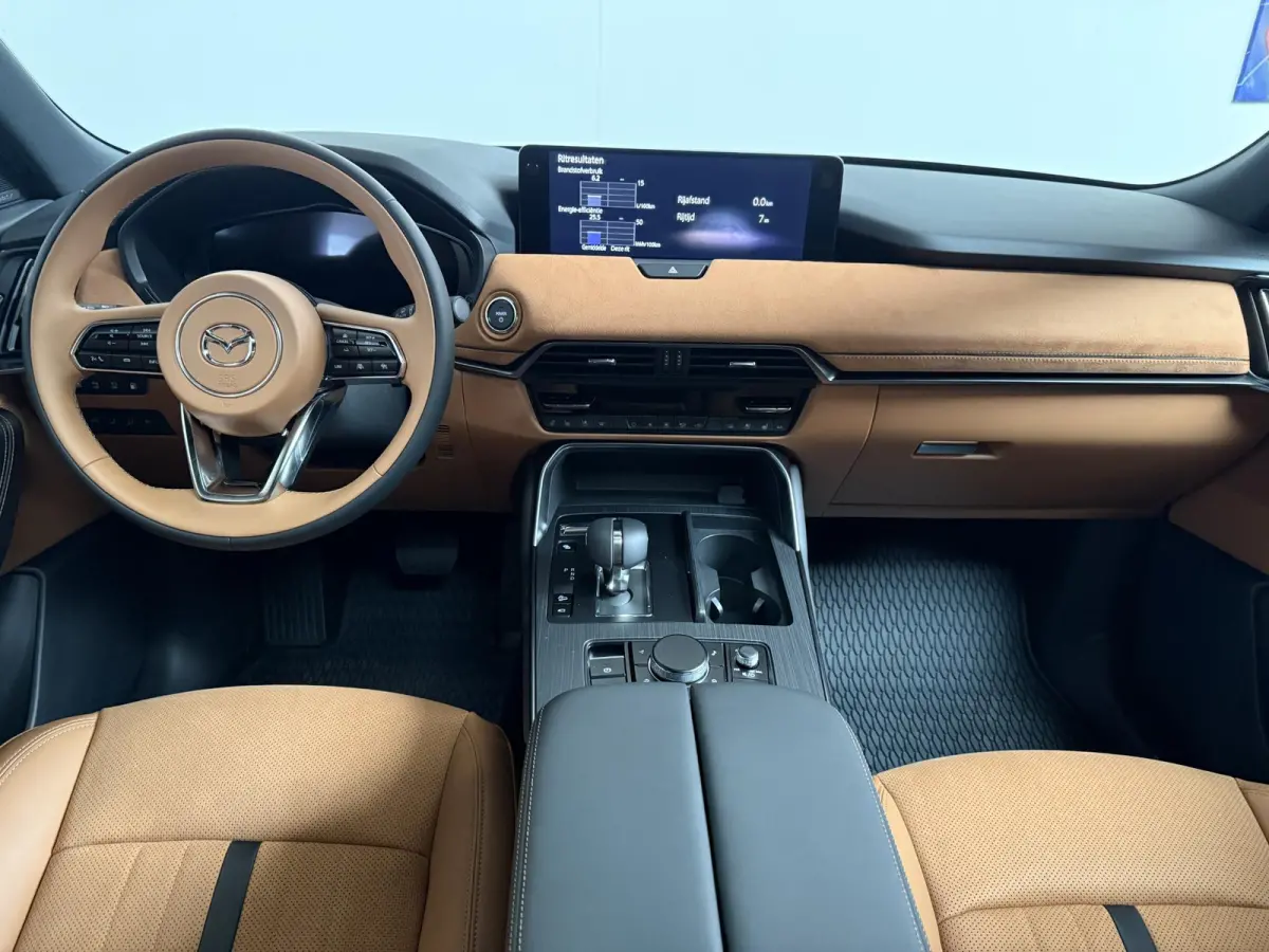 2.5 e-SkyActiv PHEV Homura Plus | PANO | BOSE | 20”MATT LMV