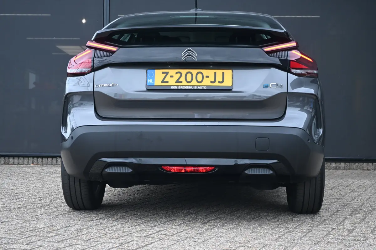 You 50 kWh 3 Fase 98,8%SOH! | Navigatie by App | Achteruitrijcamera | Full-LED | Comfortstoelen | 1e Eigenaar | Dealeronderhouden | !!