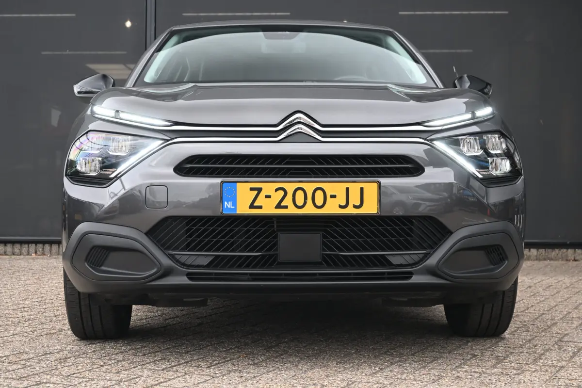 You 50 kWh 3 Fase 98,8%SOH! | Navigatie by App | Achteruitrijcamera | Full-LED | Comfortstoelen | 1e Eigenaar | Dealeronderhouden | !!