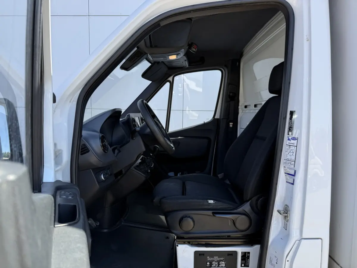 315 1.9 CDI 150PK Koelwagen Carrier Viento 350 Camera MBUX Carplay Euro 6 Frigo Koeler Kühlwagen Kühlkoffer