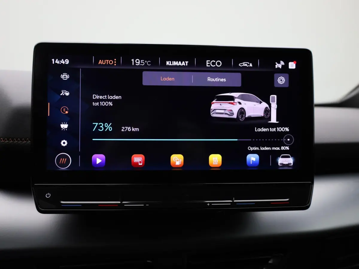 Business 62 kWh AUTOMAAT | CAMERA | ADAPTIEVE CRUISE | STOEL & STUURVERWARMING | NAVIGATIE | APPLE CARPLAY | CLIMA | 12 MAANDEN BOVAG GARANTIE |