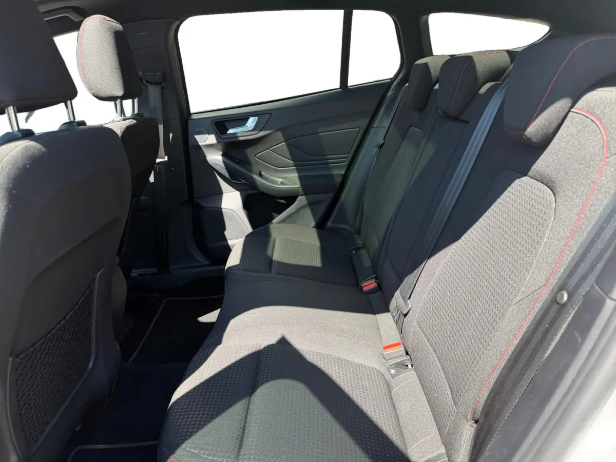 1.0 EcoBoost Hybrid ST Line X | Automaat | Panorama dak | Adaptieve Cruise Control