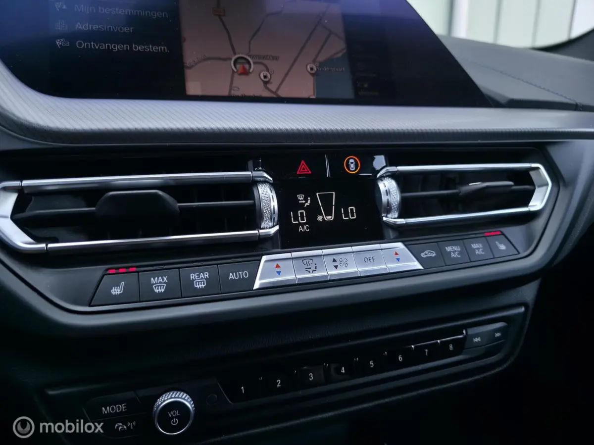 M135i xDrive / Navi / Carplay / Trekh. / 19 inch
