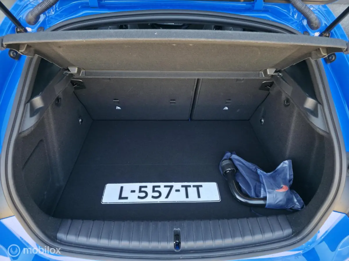 M135i xDrive / Navi / Carplay / Trekh. / 19 inch
