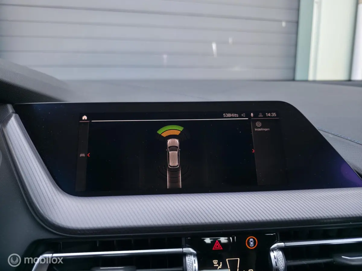 M135i xDrive / Navi / Carplay / Trekh. / 19 inch