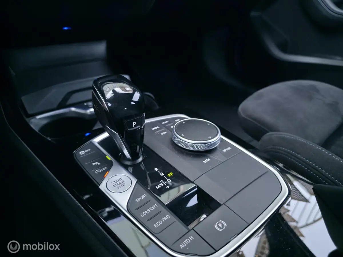 M135i xDrive / Navi / Carplay / Trekh. / 19 inch