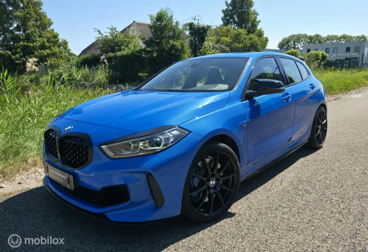 M135i xDrive / Navi / Carplay / Trekh. / 19 inch