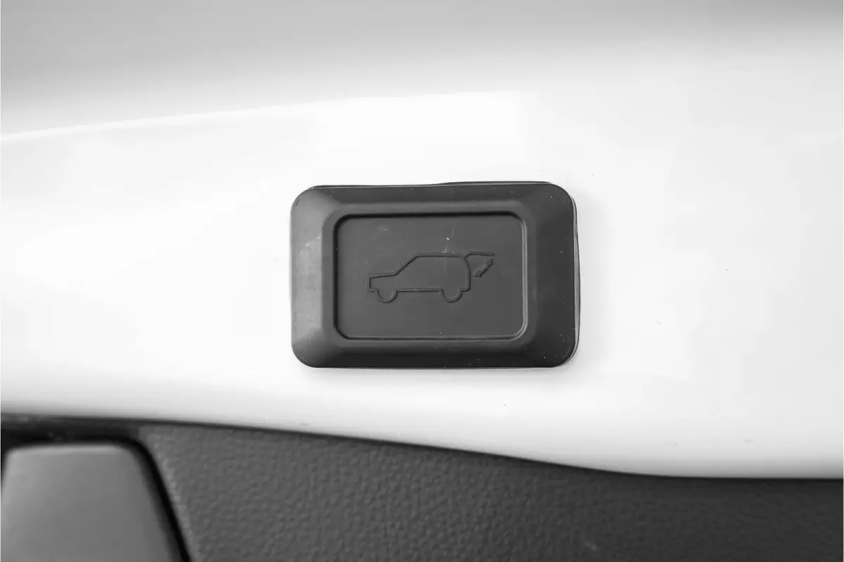 2.5 Hybrid AWD Bi-Tone Navi ACC Camera Trekhaak