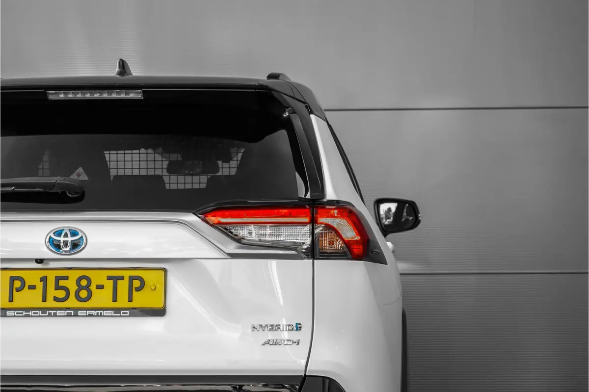 2.5 Hybrid AWD Bi-Tone Navi ACC Camera Trekhaak
