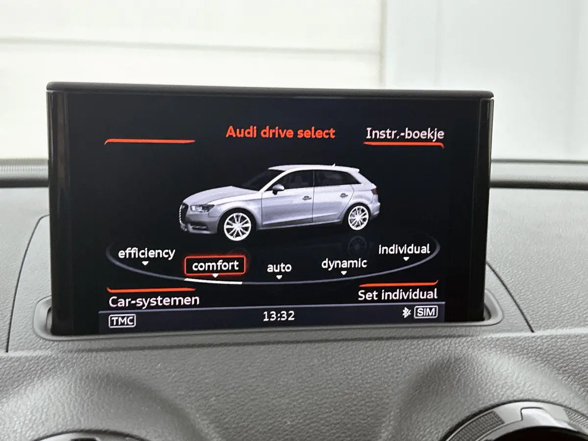2.0 TFSI S3 Quattro Pro Line Plus | ORIGINEEL NEDERLANDS | S-LINE INTERIEUR | HALF-LEDER | NAVIGATIE | CLIMATE CONTROL | CRUISE CONTROL | MULTIFUNCTIONEEL STUURWIEL | LED VERLICHTING | DRIVE